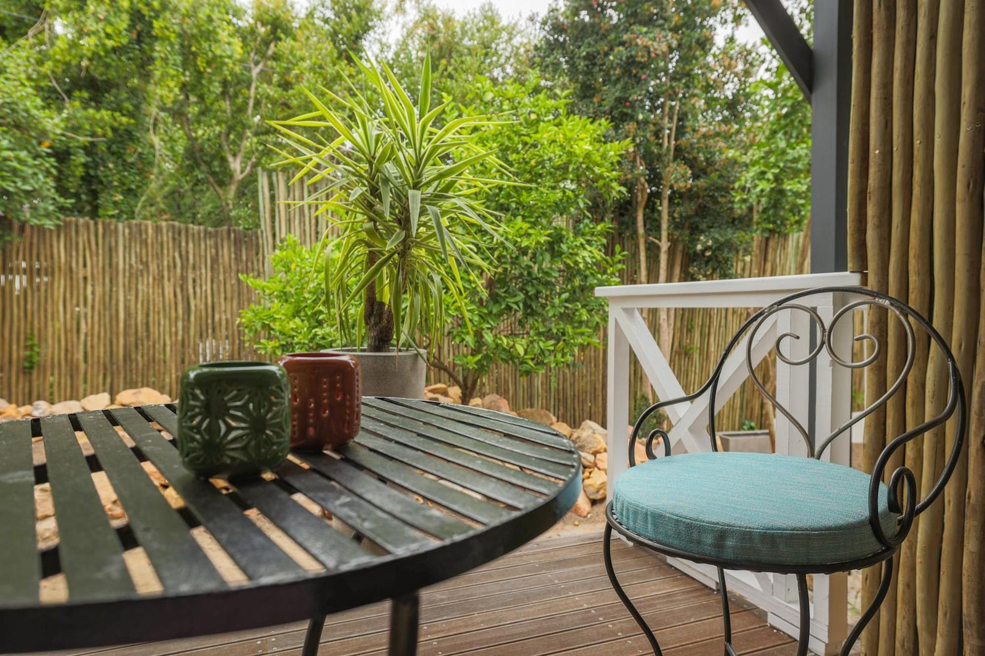 Yebo Boutique Guesthouse Somerset West Dış mekan fotoğraf